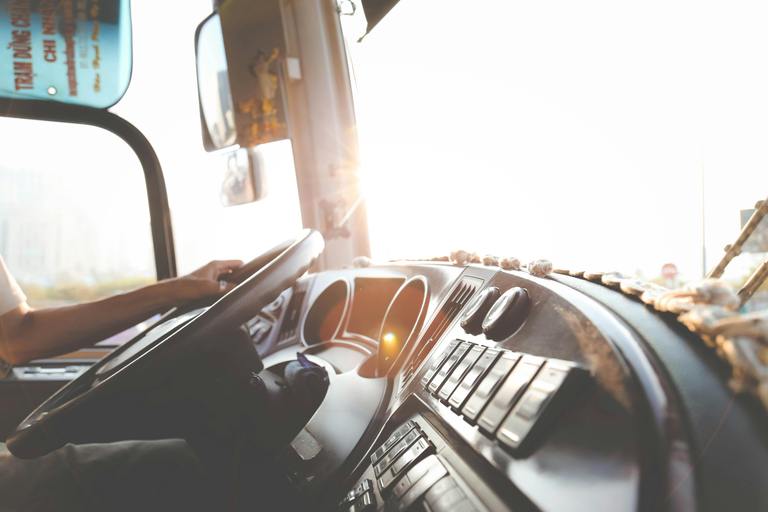 5 Ways to Engage Drivers in Your Trucking Fleet's Safety Culture